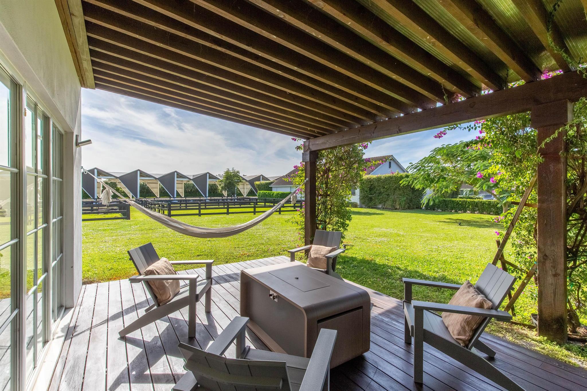 SADDLE TRAIL PARK OF WELL - Residential Lease