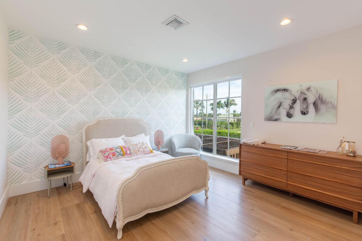 SADDLE TRAIL PARK OF WELLINGTON - Residential Lease