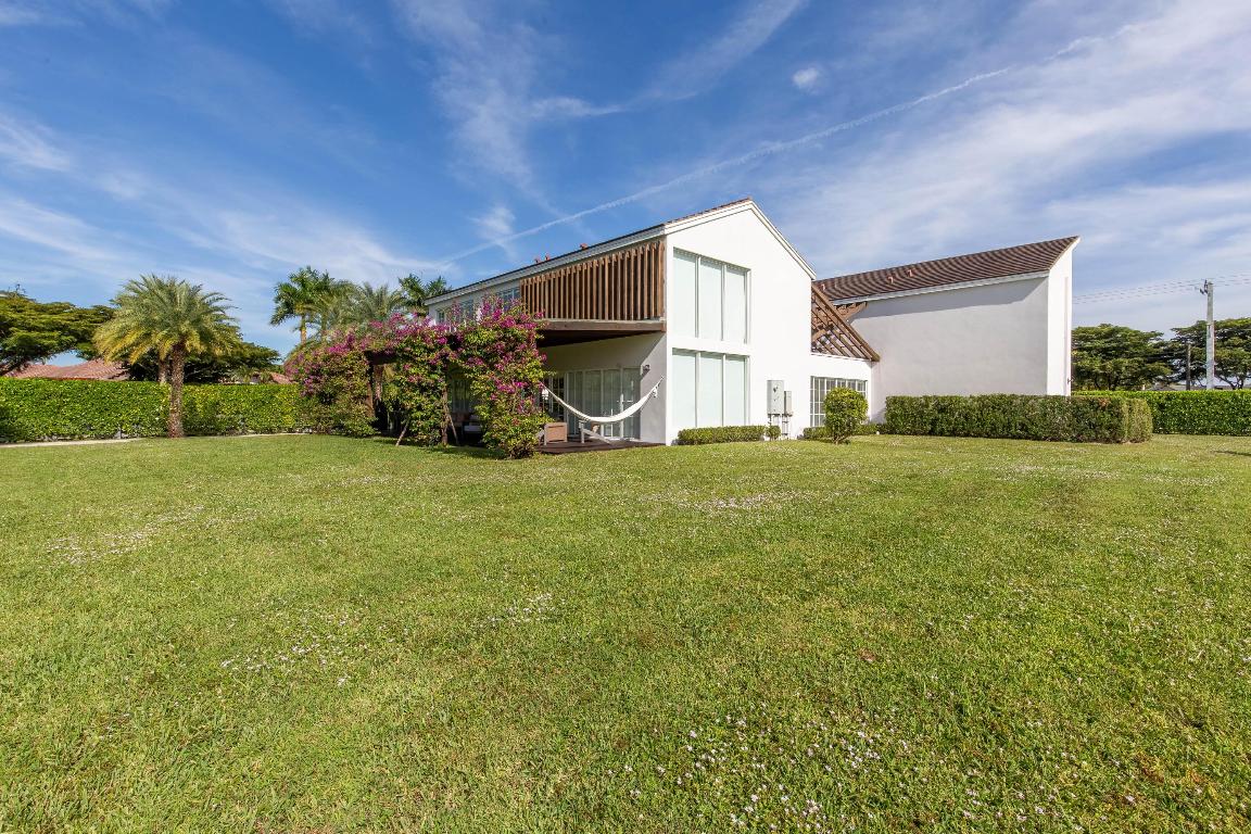 SADDLE TRAIL PARK OF WELLINGTON - Residential Lease