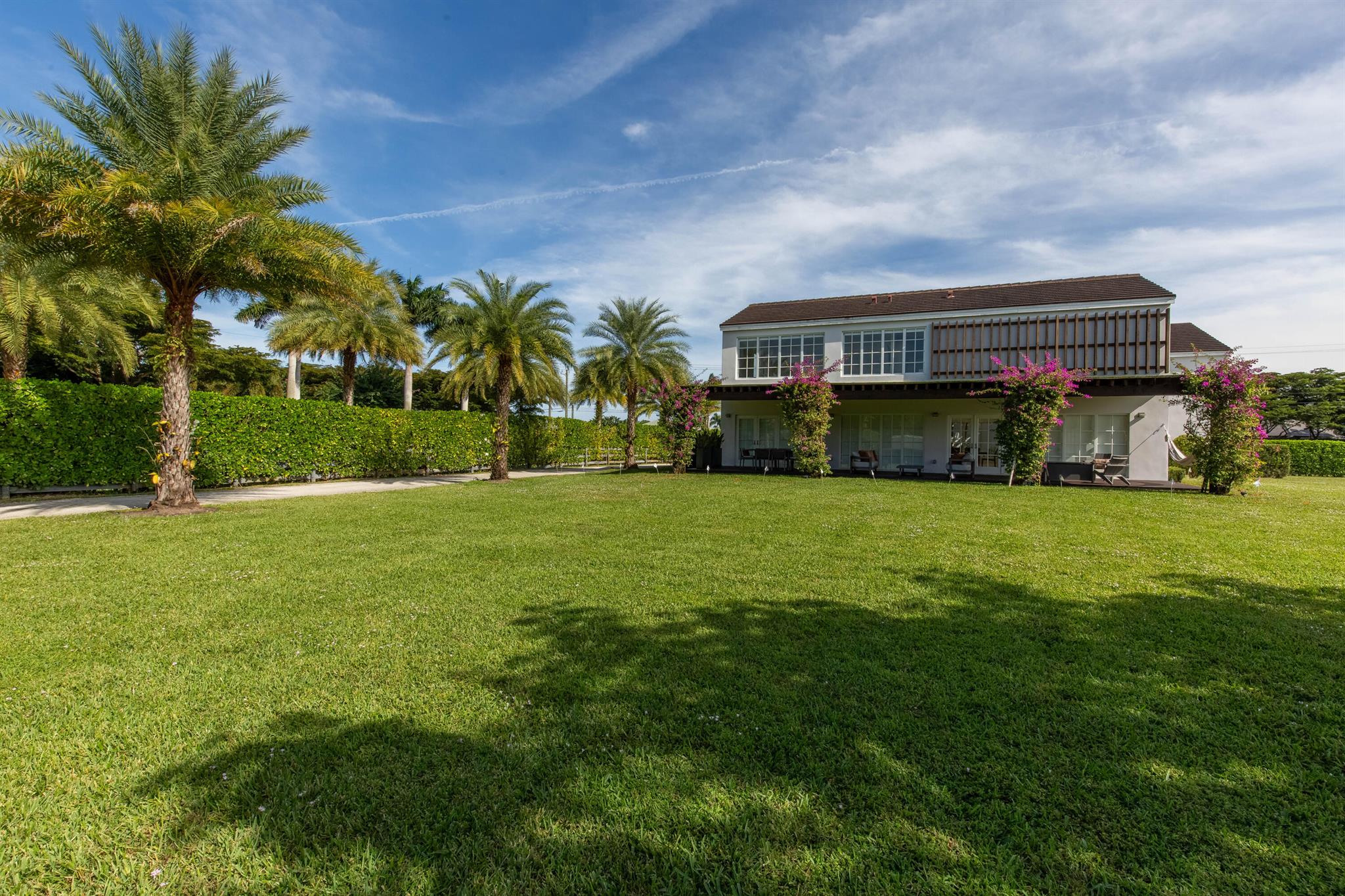 SADDLE TRAIL PARK OF WELL - Residential Lease