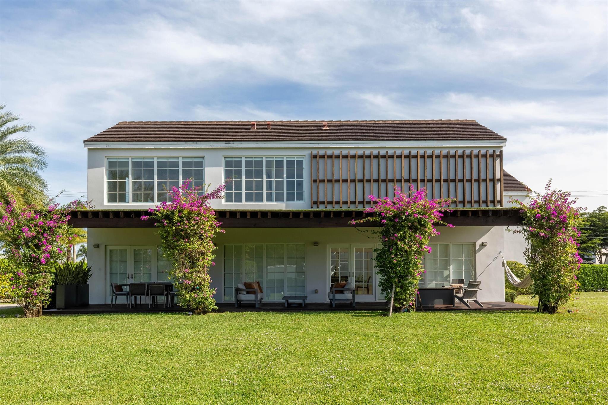 SADDLE TRAIL PARK OF WELL - Residential Lease