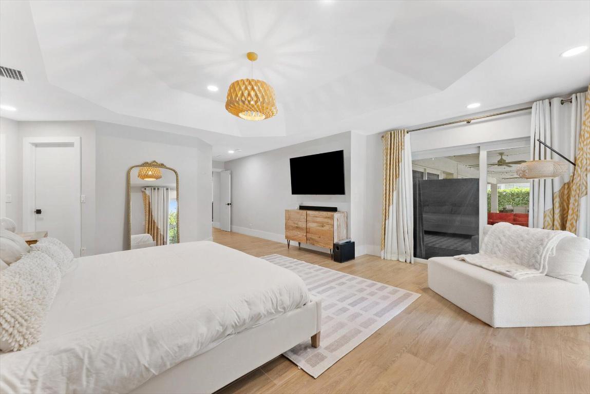 WOODFIELD HUNT CLUB II - Residential