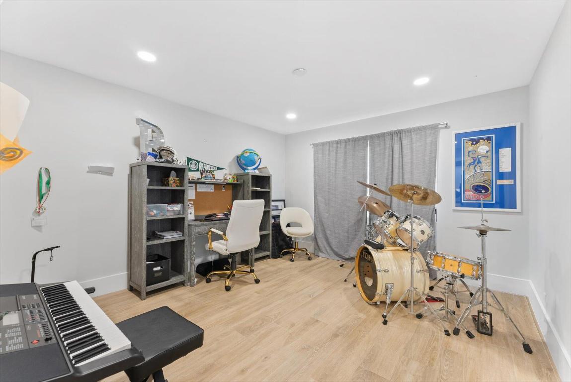 WOODFIELD HUNT CLUB II - Residential