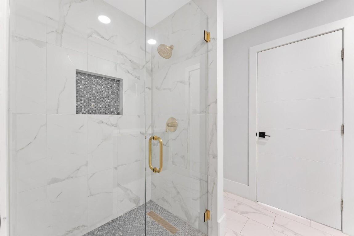 WOODFIELD HUNT CLUB II - Residential