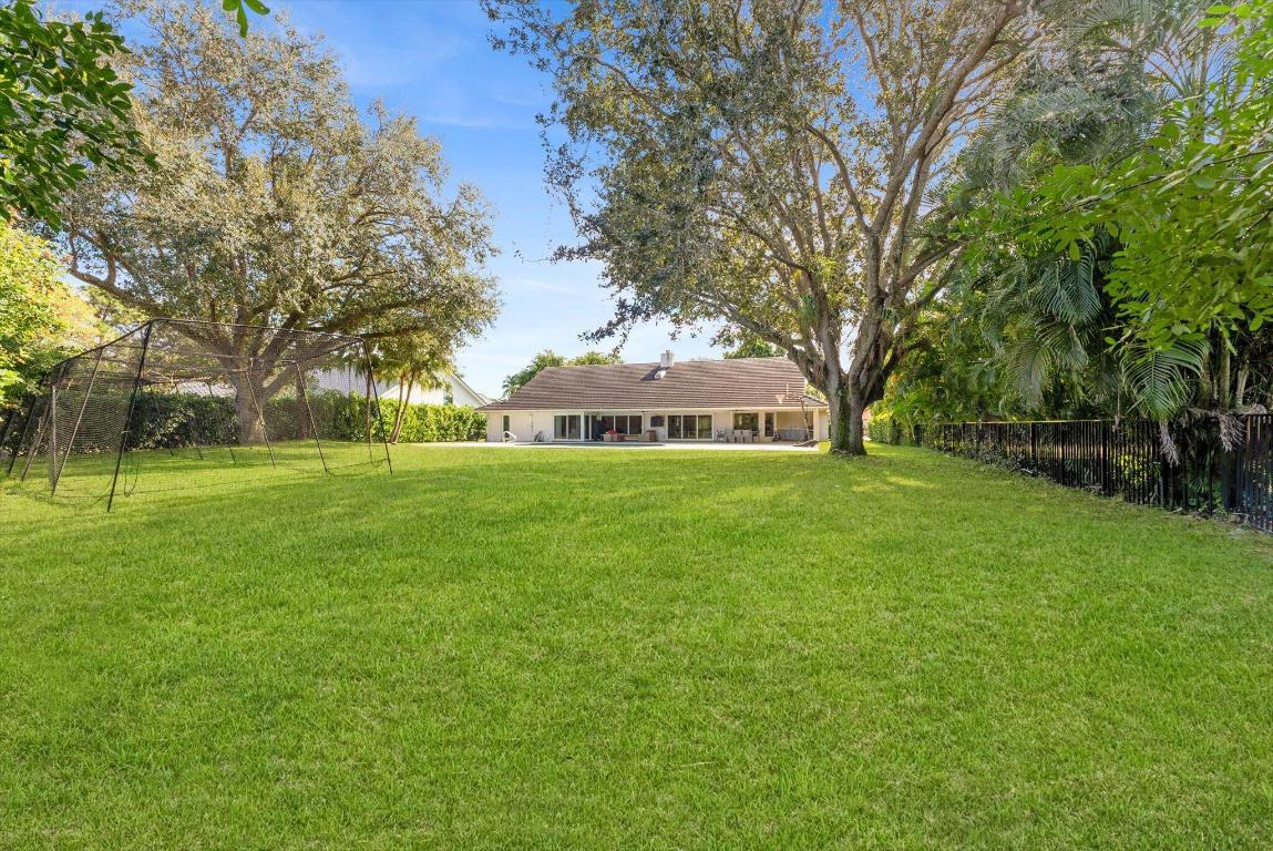 WOODFIELD HUNT CLUB II - Residential