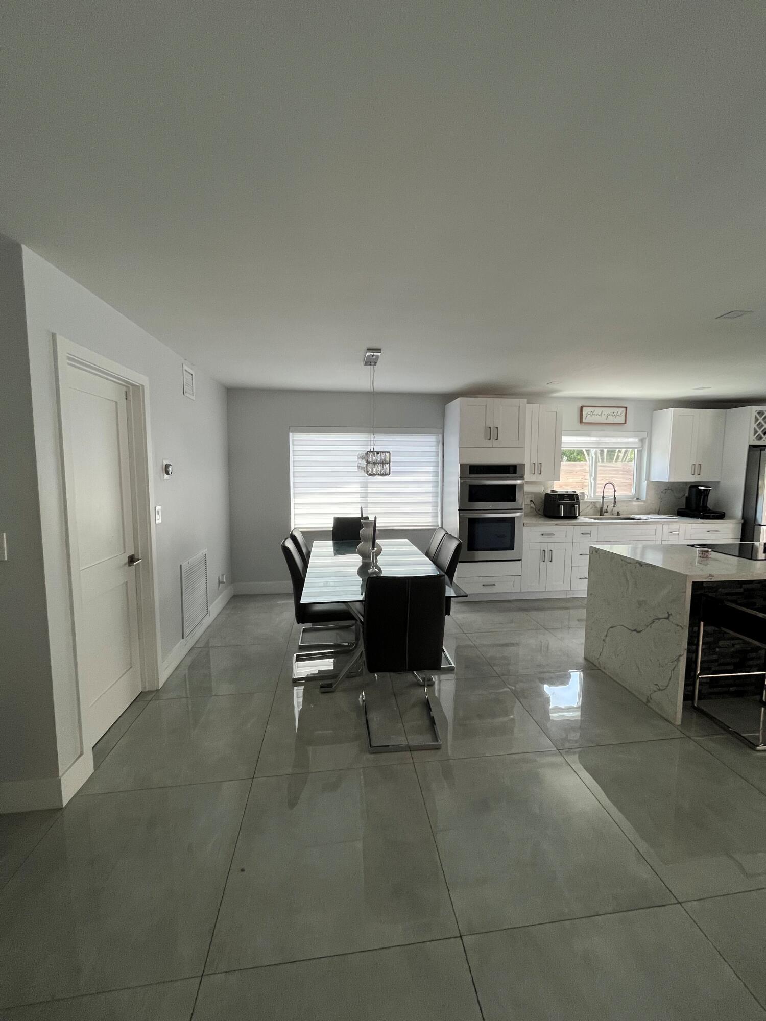 KIMBERLY VILLAGE SECTION THREE - Residential