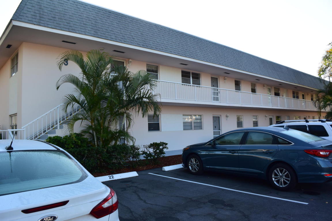 LITTLE CLUB CONDO - Residential Lease