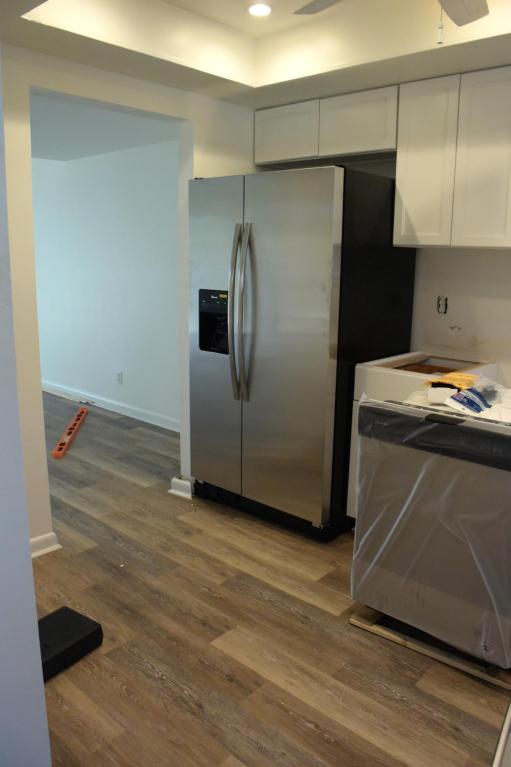 LITTLE CLUB CONDO - Residential Lease