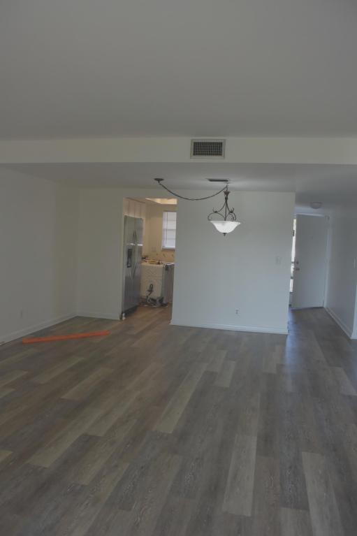 LITTLE CLUB CONDO - Residential Lease