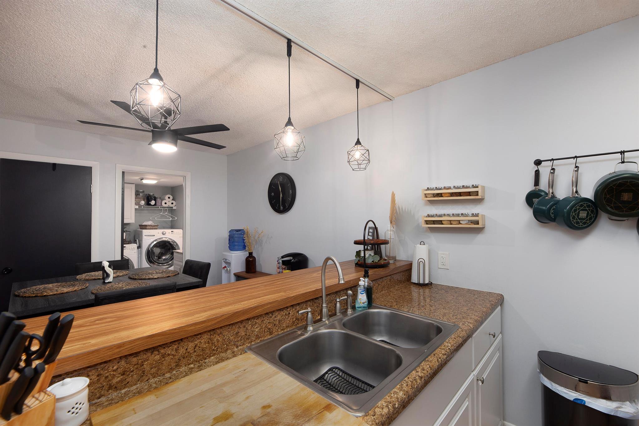 SUNSET TRACE PHASE I A PL - Residential Lease