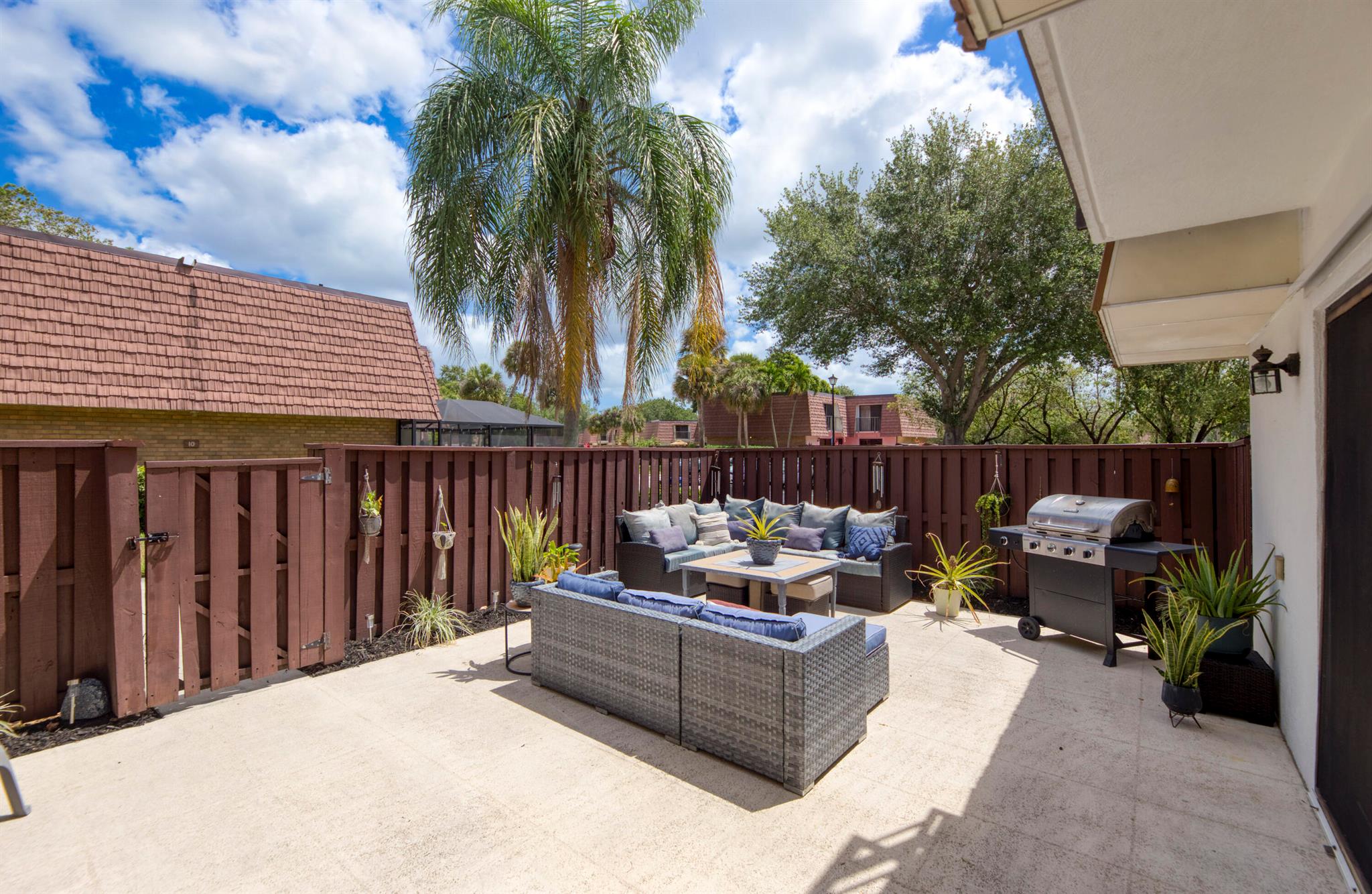 SUNSET TRACE PHASE I A PL - Residential Lease