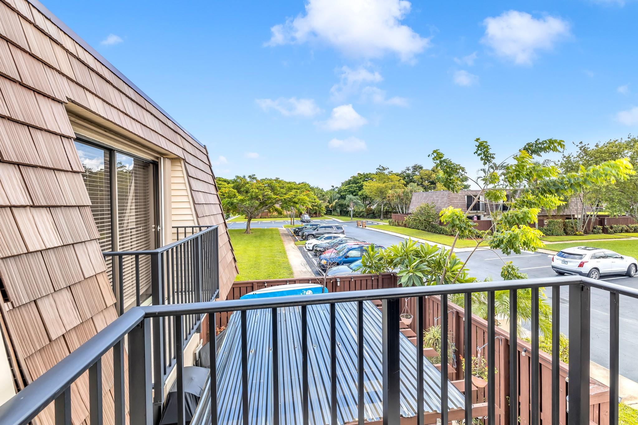 COURTYARDS OF WATERFORD - Residential Lease