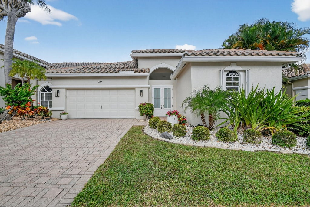 Photo of 6959 Southport Drive, Boynton Beach, FL 33472 (MLS # R11144239)