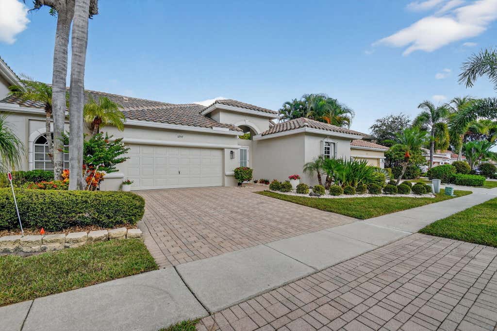 Photo of 6959 Southport Drive, Boynton Beach, FL 33472 (MLS # R11144239)