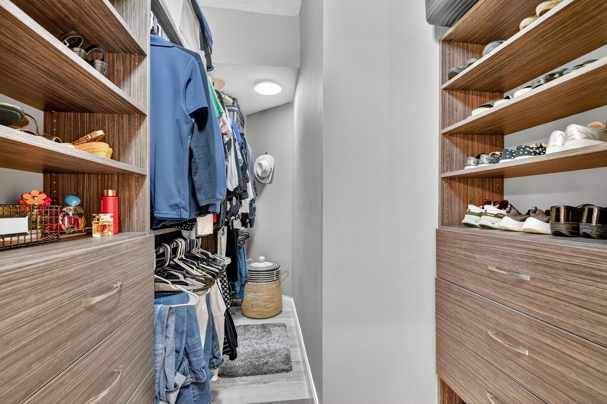 ABERDEEN 26 - Residential