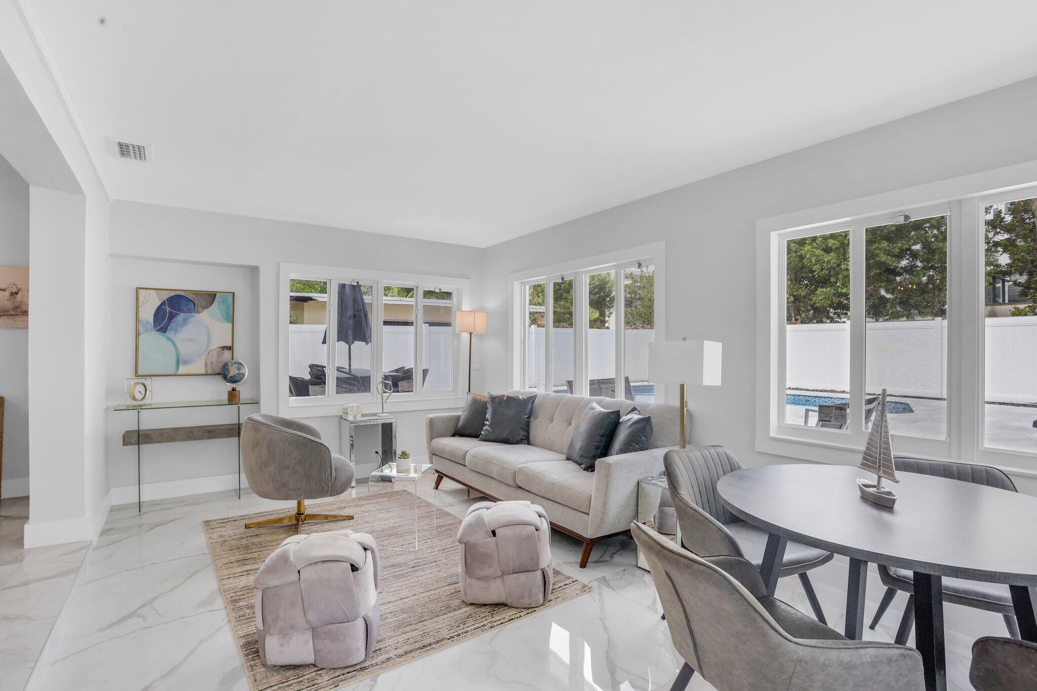 LAUDERDALE BEACH - Residential