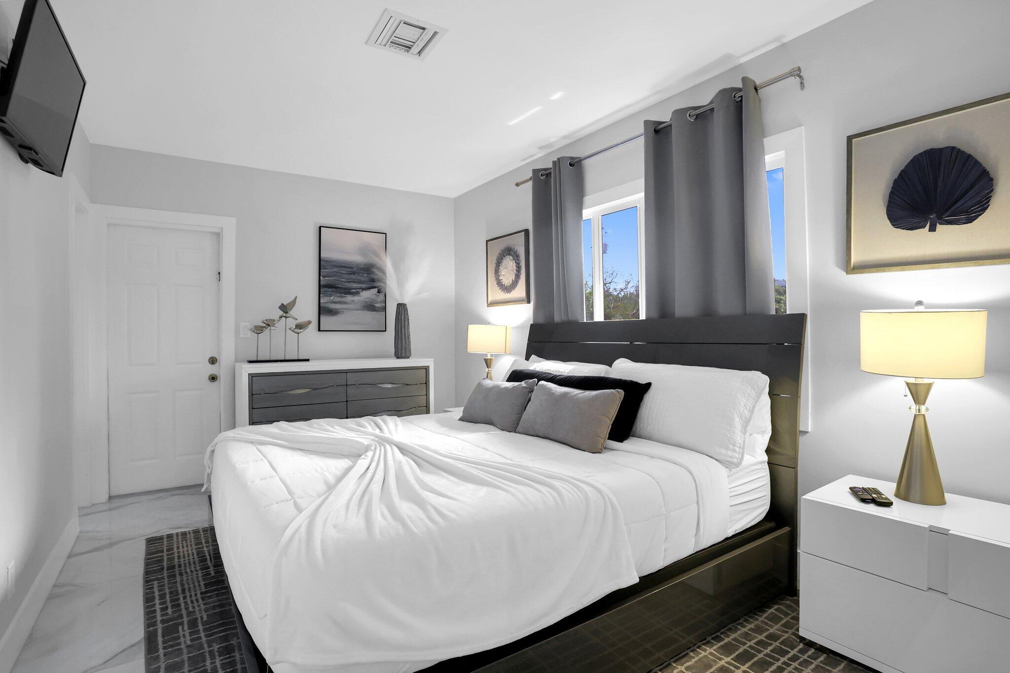 LAUDERDALE BEACH - Residential