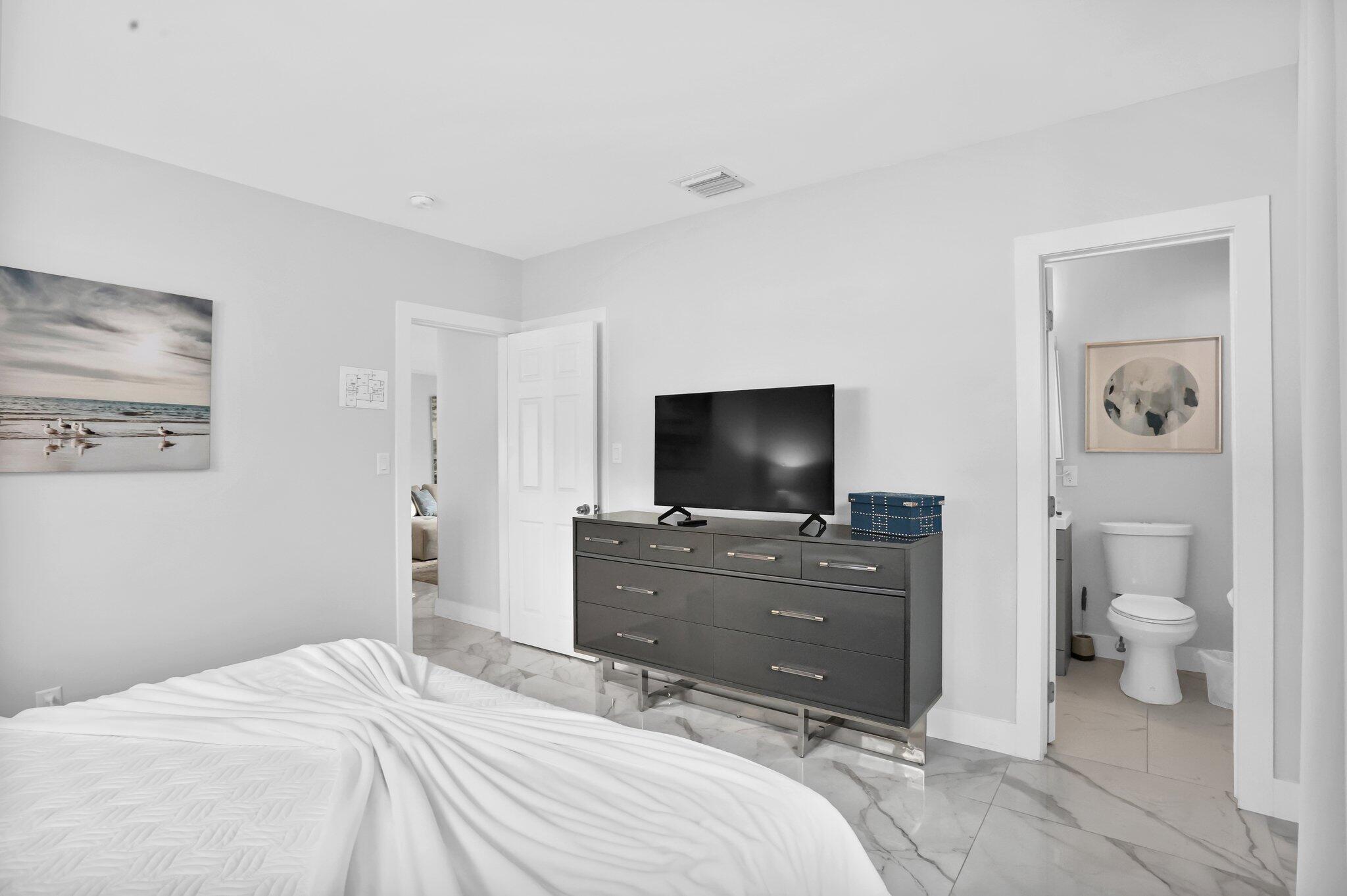 LAUDERDALE BEACH - Residential