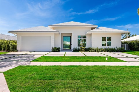 Tiny photo for 610 JUNEBERRY Court, Boca Raton, FL 33486 (MLS # B26068585)