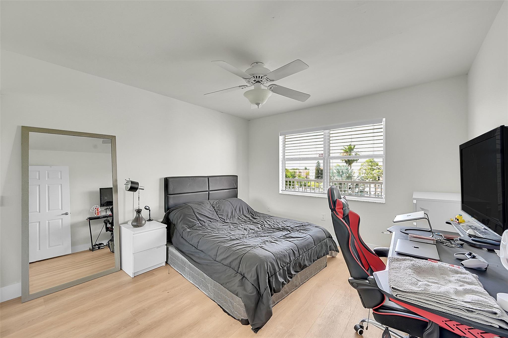 Sunris Lakes Phase IV - Residential