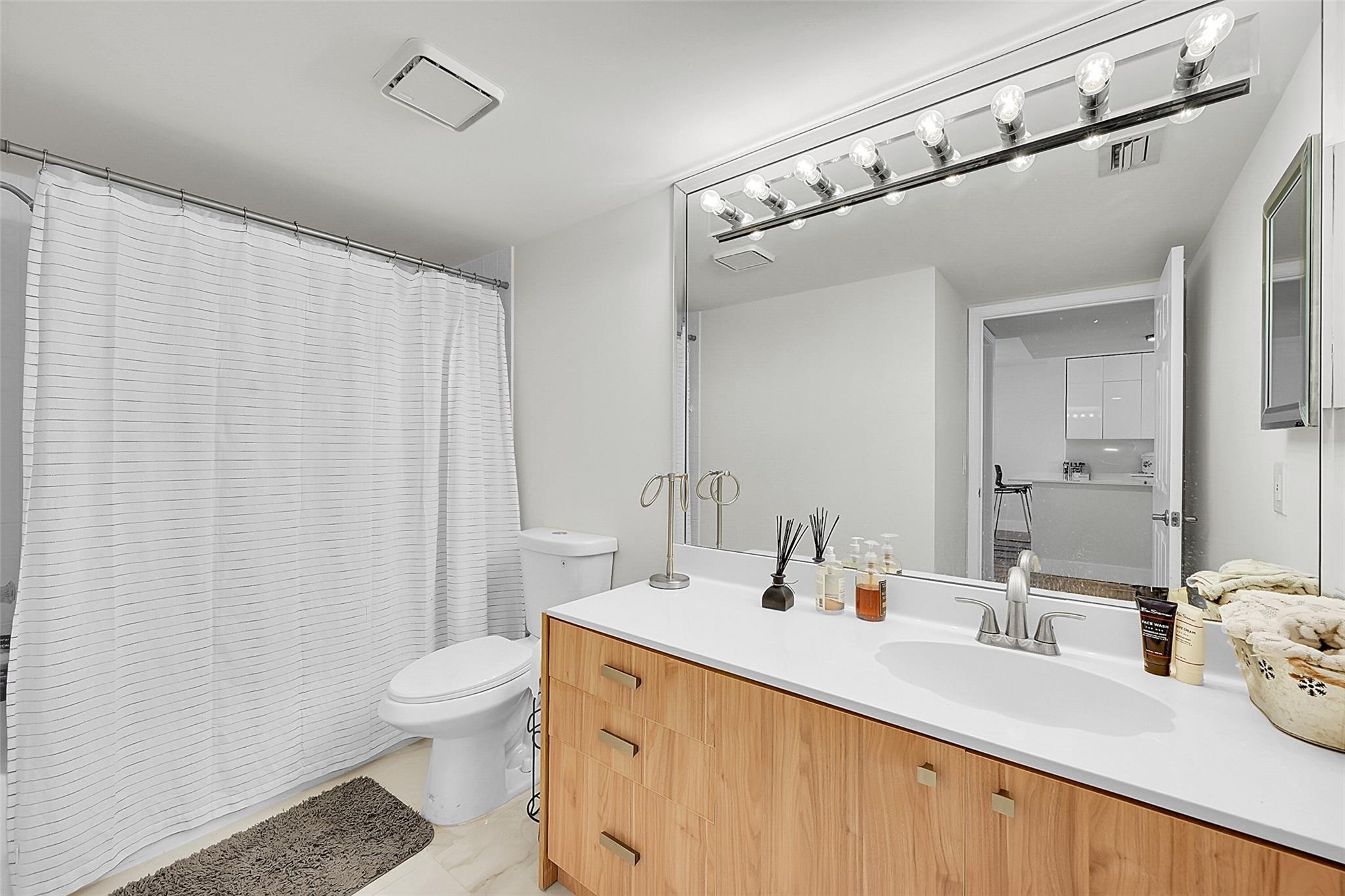 Sunris Lakes Phase IV - Residential