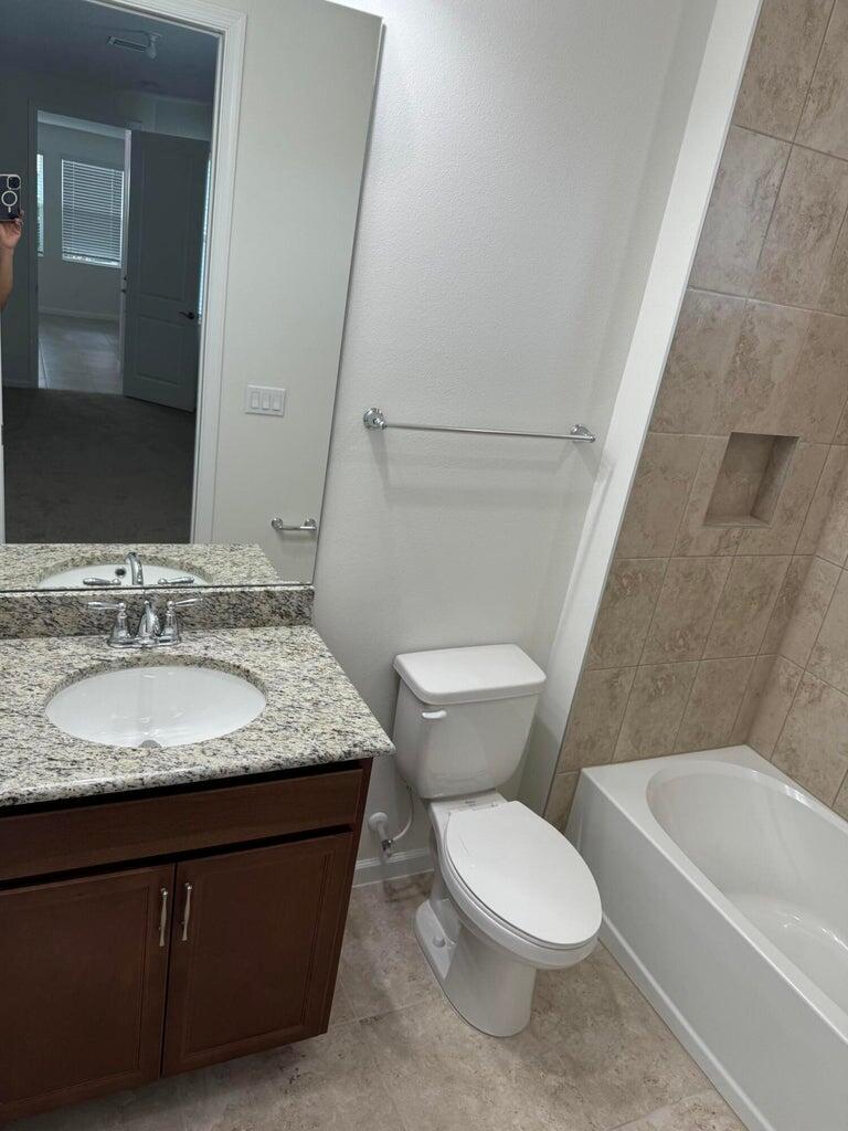 CROSSINGS OF WESTLAKE - Residential Lease