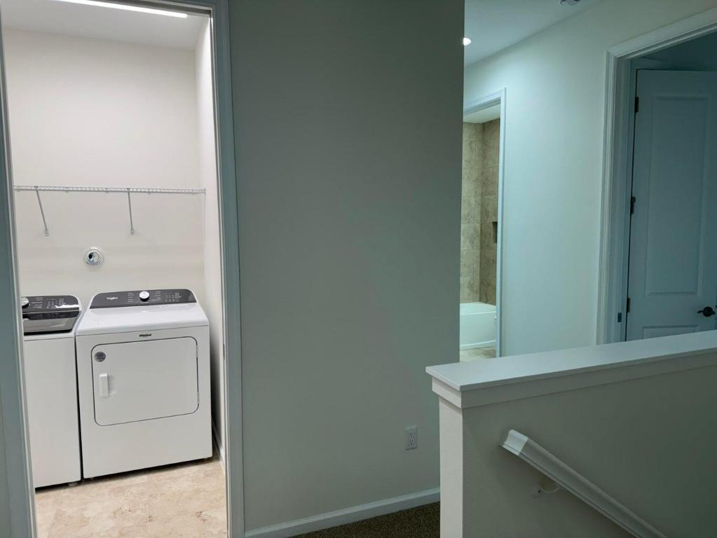 CROSSINGS OF WESTLAKE - Residential Lease