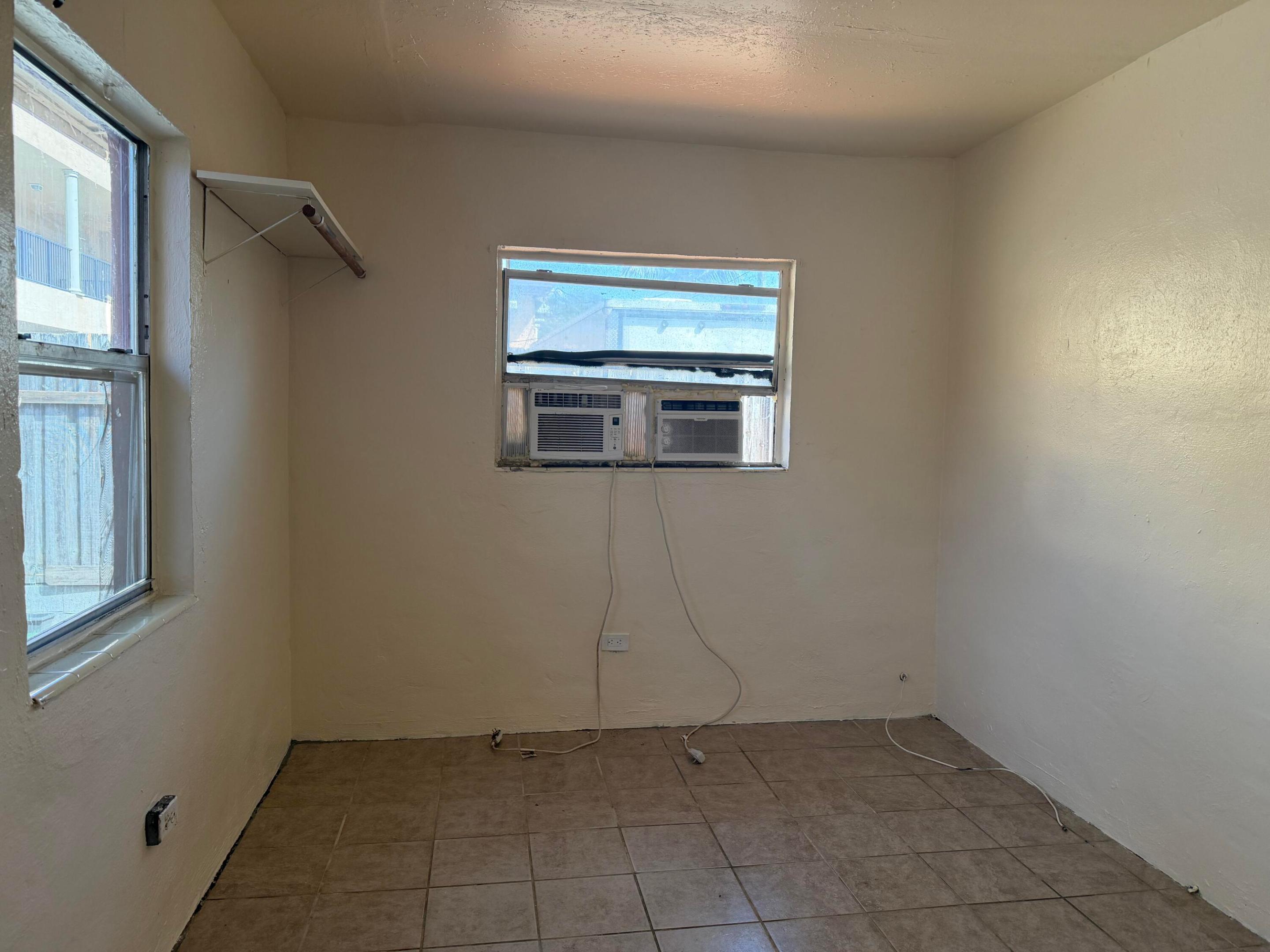 DORSEY PARK - Residential Lease