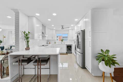 Property photo of 1040 Crystal Lake Drive 4, Deerfield Beach, FL 33064