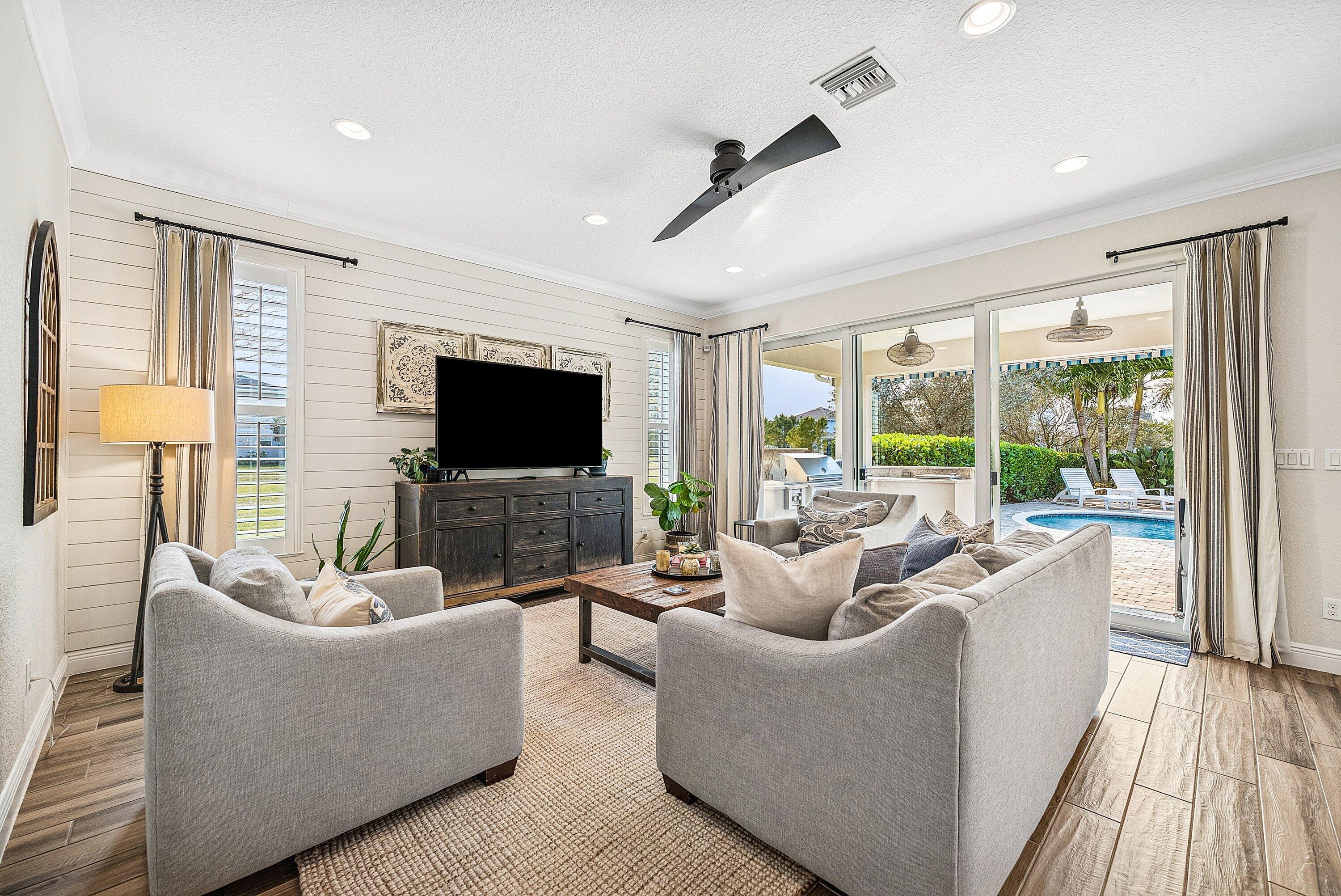 ARDEN PUD POD A WEST & POD B WEST - Residential