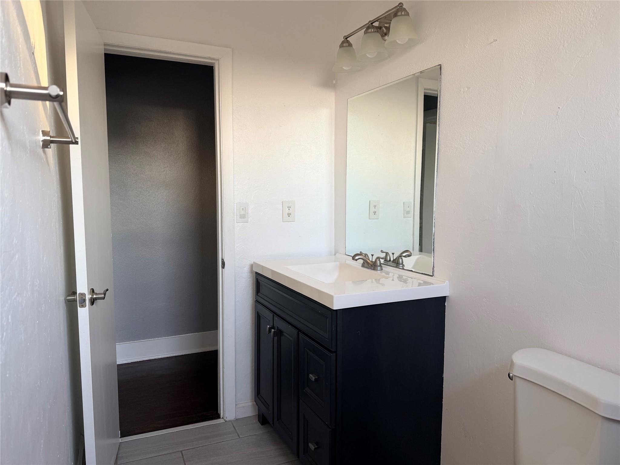 Hollywood South Side Add - Residential Lease