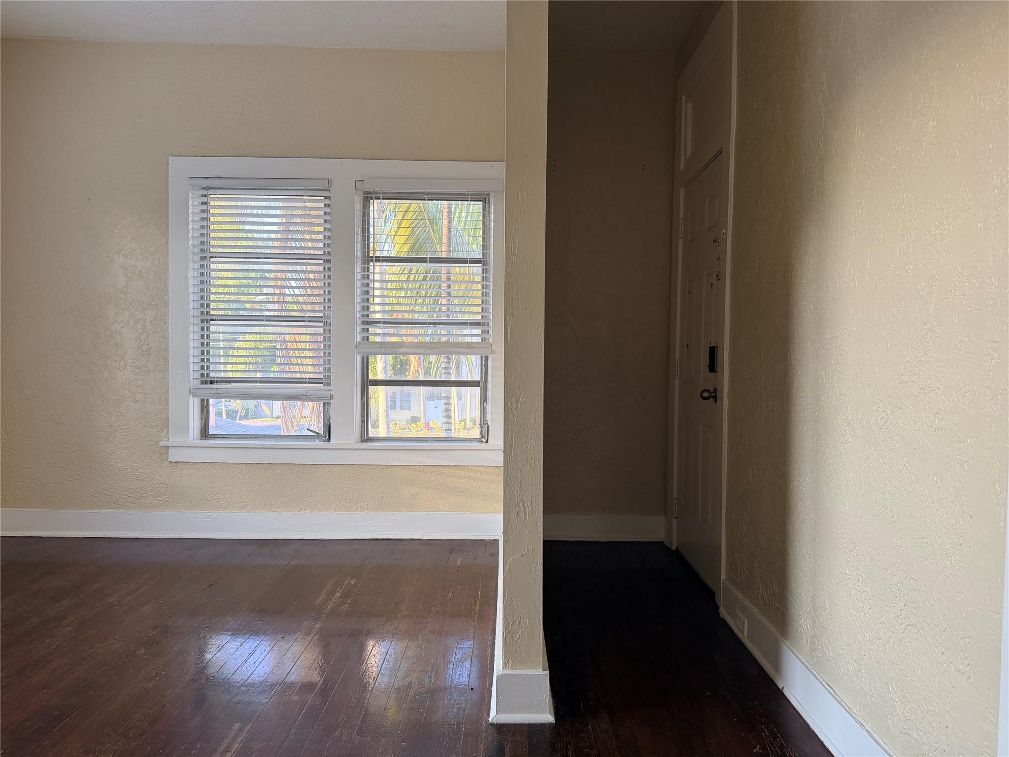 Hollywood South Side Add - Residential Lease