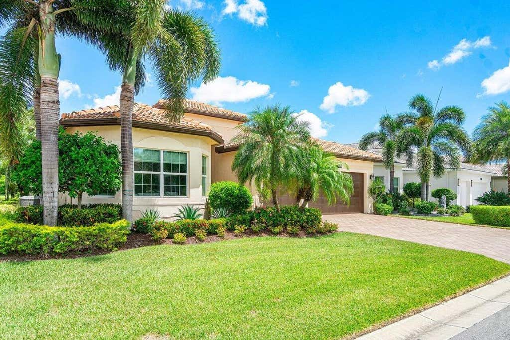 Photo of 8849 Golden Mountain Circle, Boynton Beach, FL 33473 (MLS # R11012999)