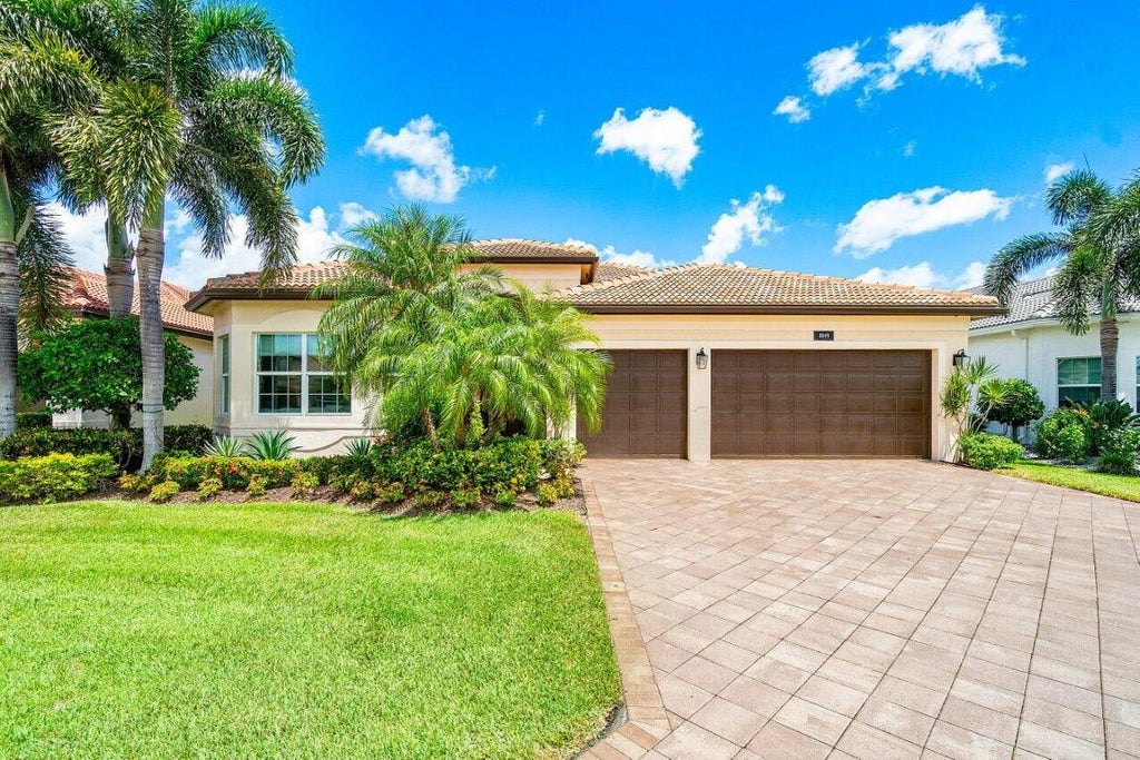 Photo of 8849 Golden Mountain Circle, Boynton Beach, FL 33473 (MLS # R11012999)