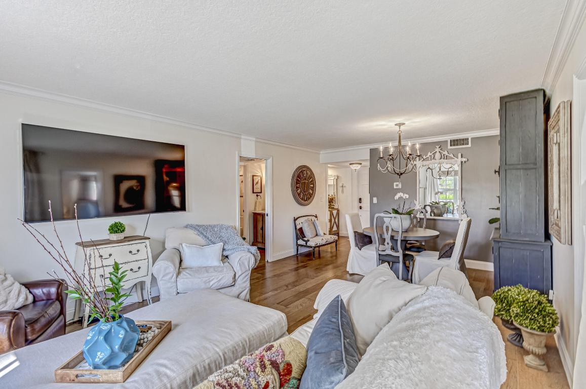 TAMBERLANE 5 CONDO - Residential