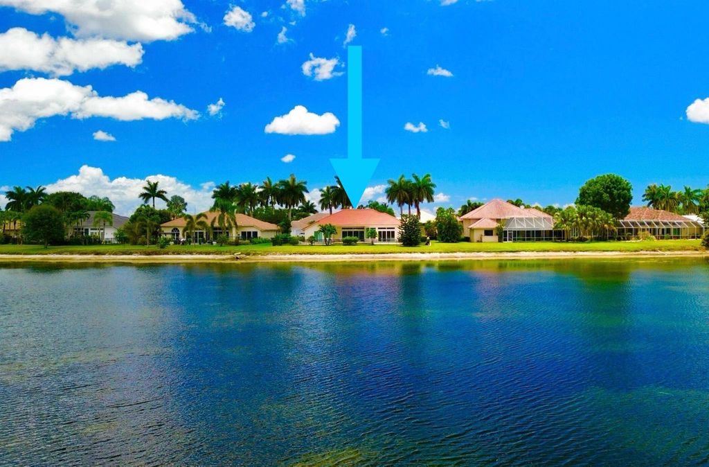 Photo of 8180 Muirhead Circle, Boynton Beach, FL 33472 (MLS # R11025248)