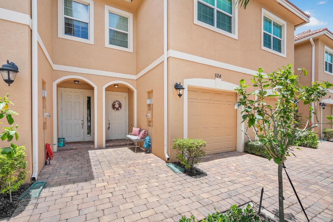 RIVER GLEN - Residential