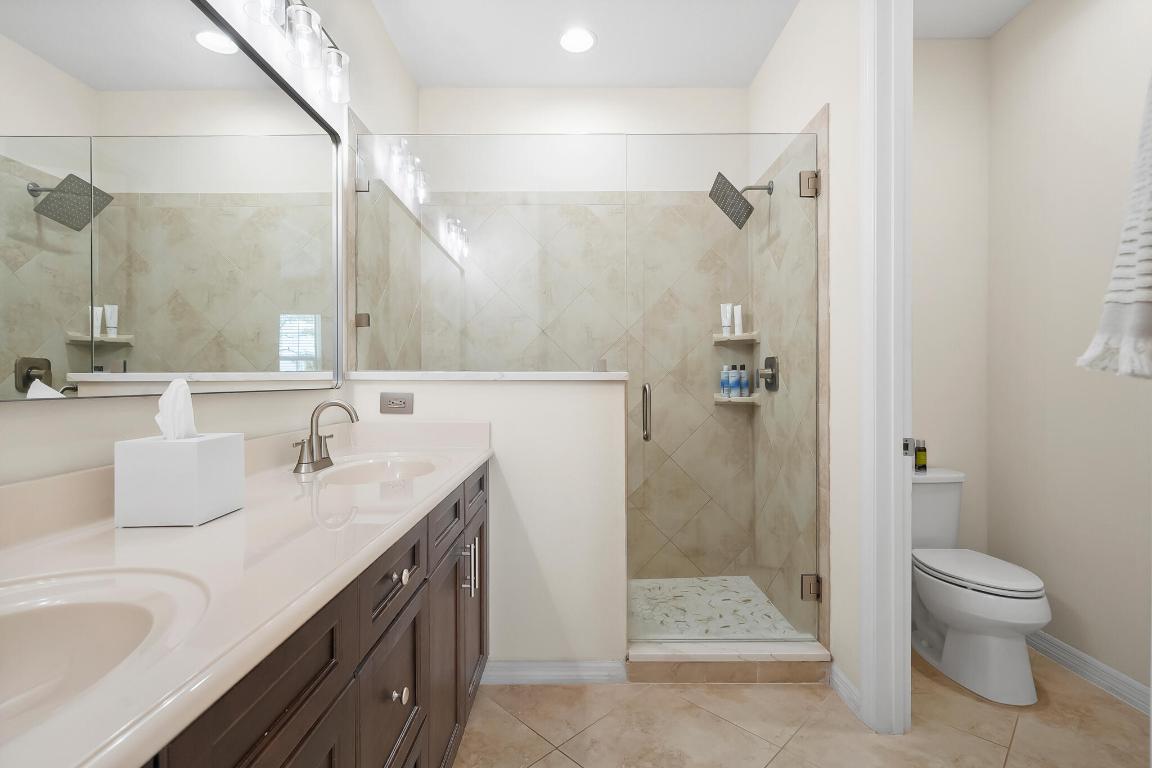 RIVER GLEN - Residential