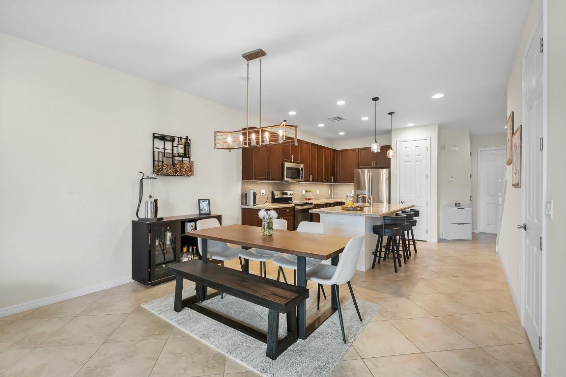 RIVER GLEN - Residential