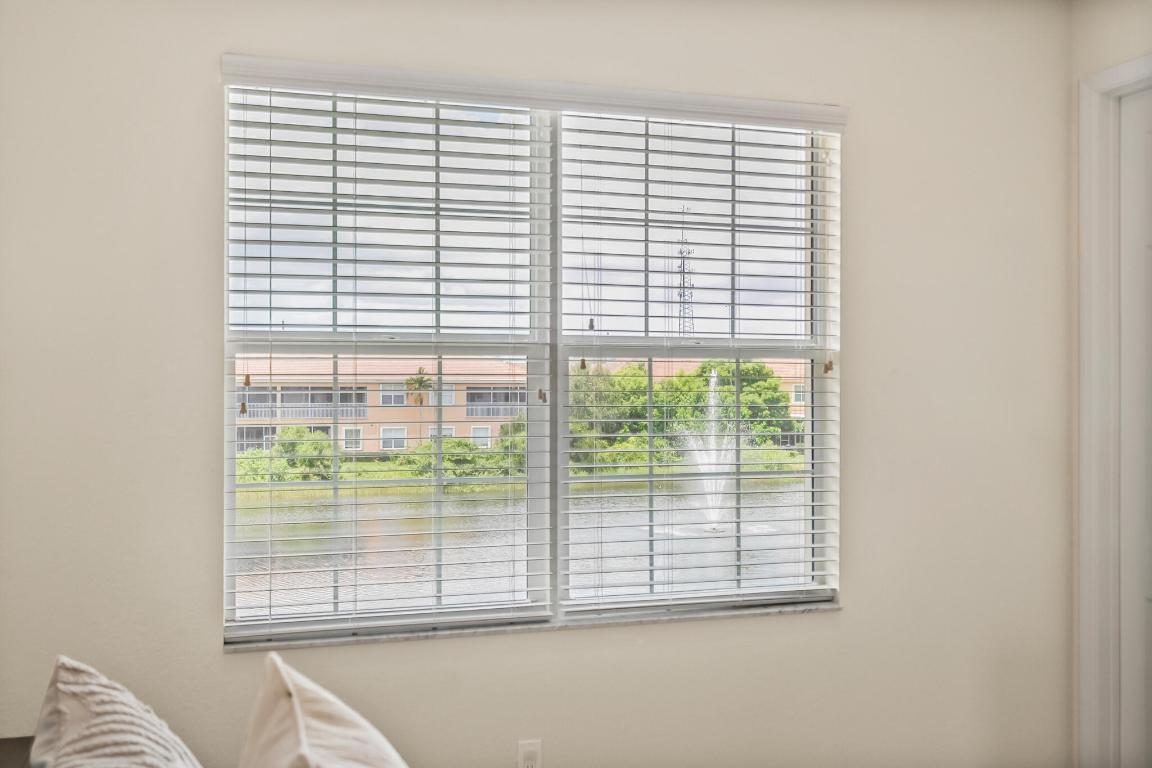 RIVER GLEN - Residential