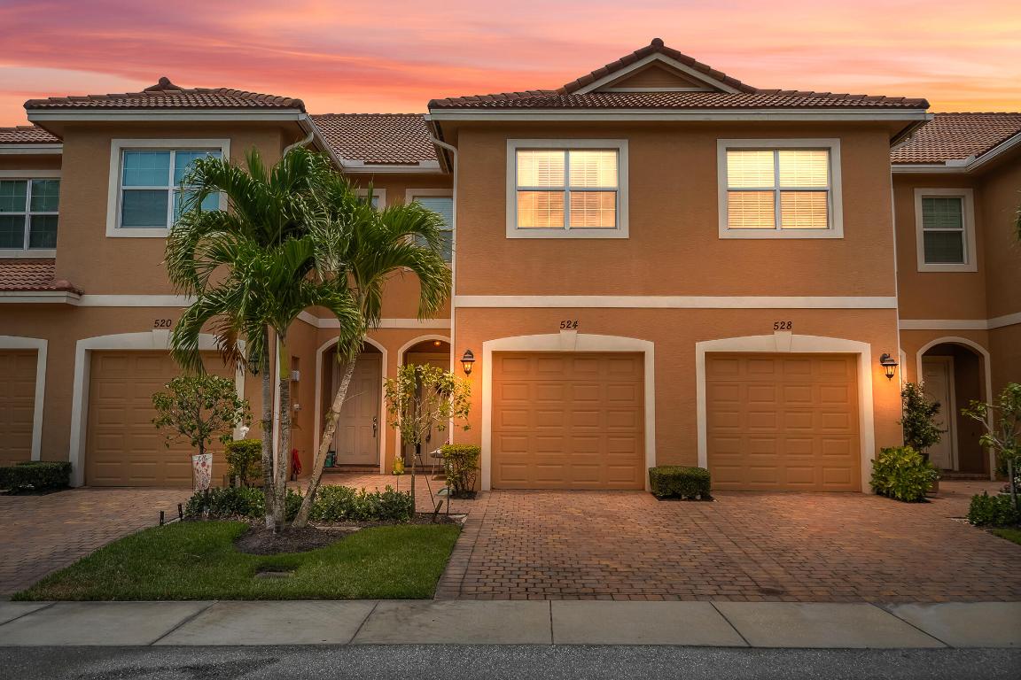 RIVER GLEN - Residential