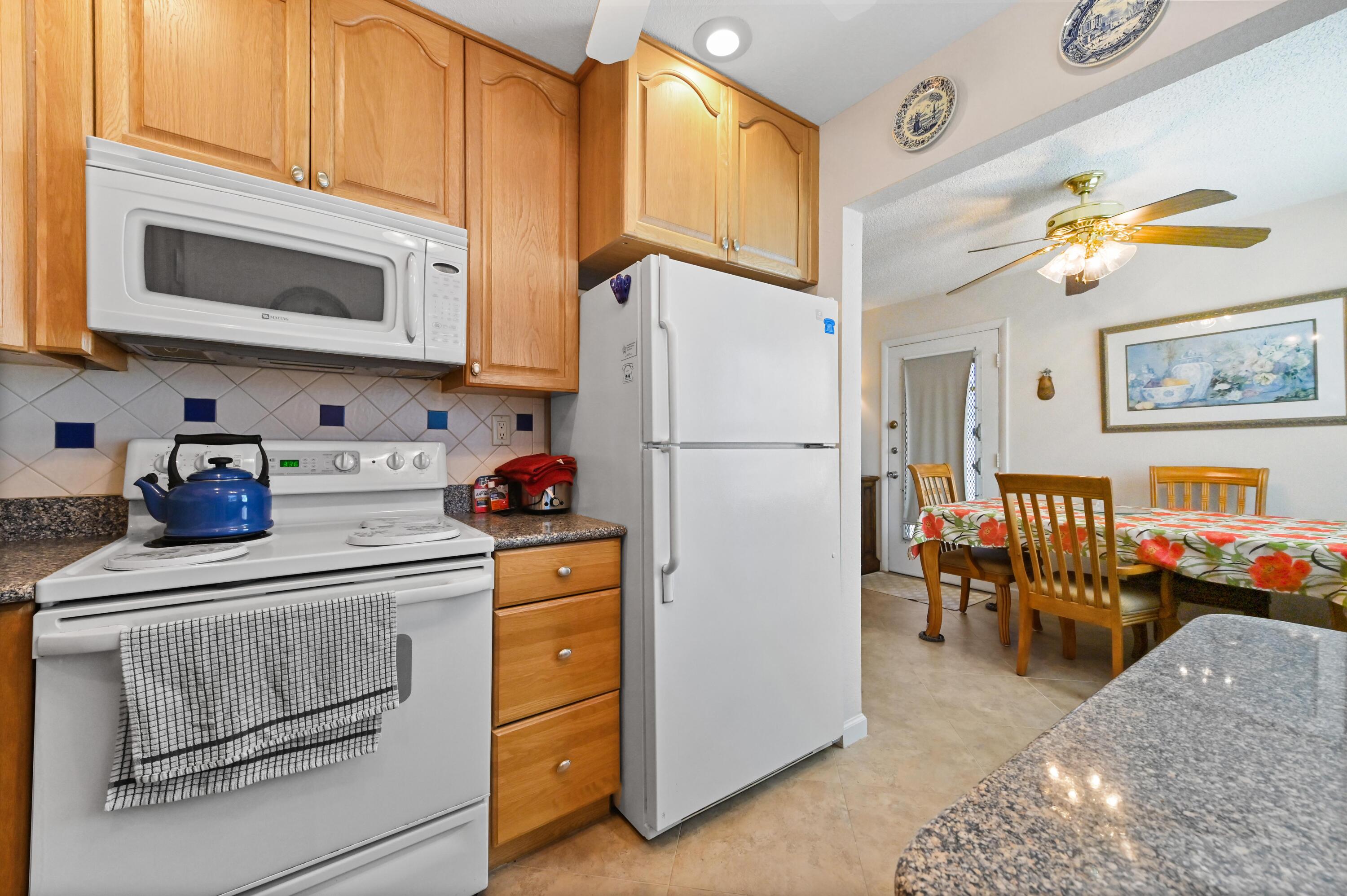 KINGS POINT BURGUNDY CONDOS - Residential