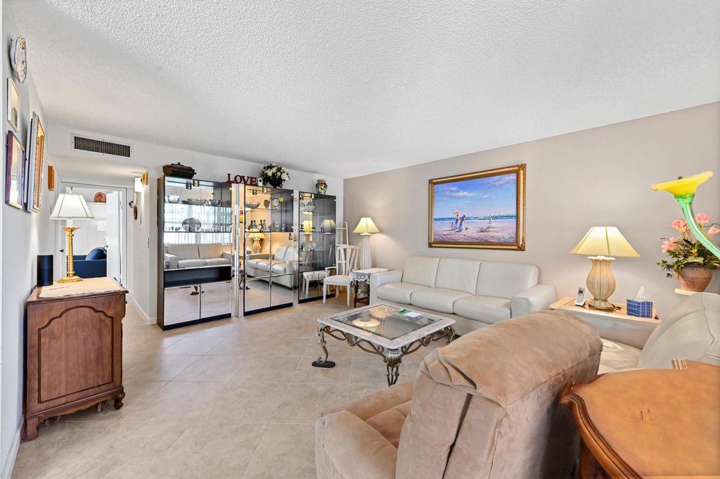 Photo of 420 Burgundy I, Delray Beach, FL 33484 (MLS # R11161770)