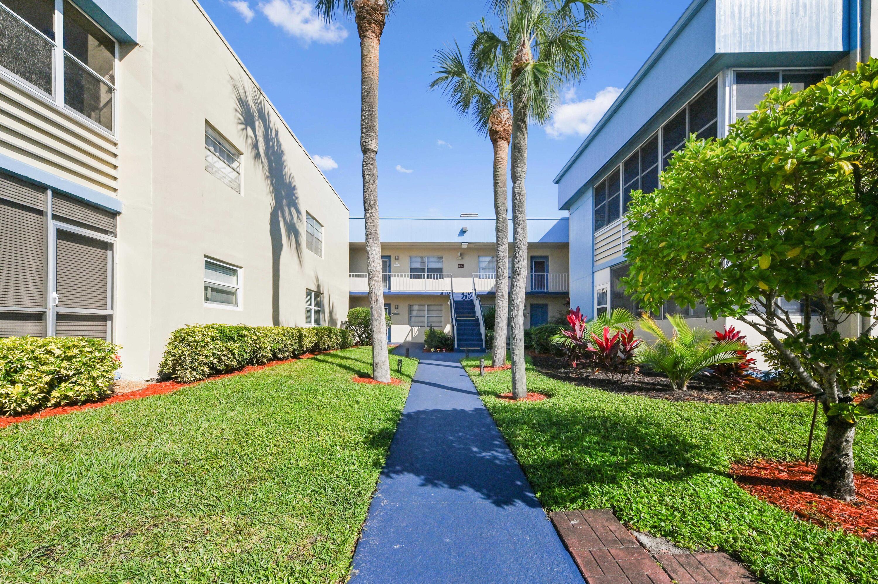 KINGS POINT BURGUNDY CONDOS - Residential