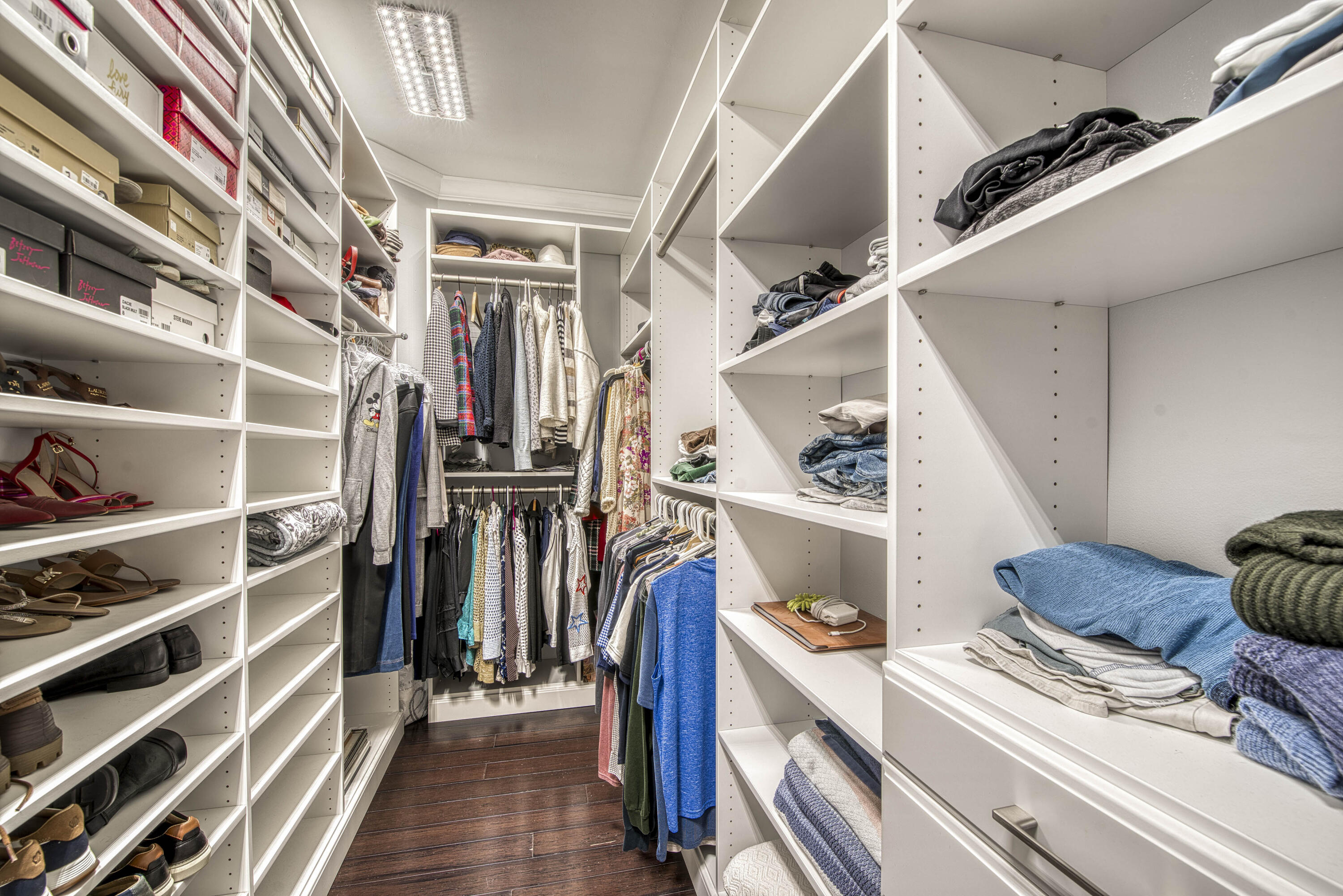 Sea Colony - Residential