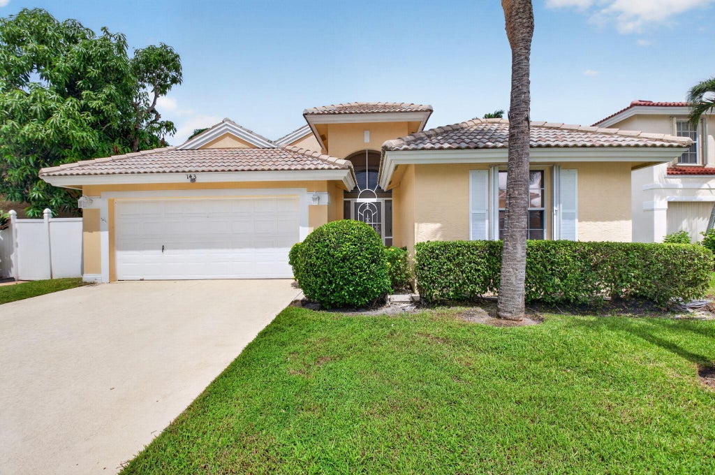 Photo of 143 CITRUS PARK Circle, Boynton Beach, FL 33436 (MLS # B26080420)
