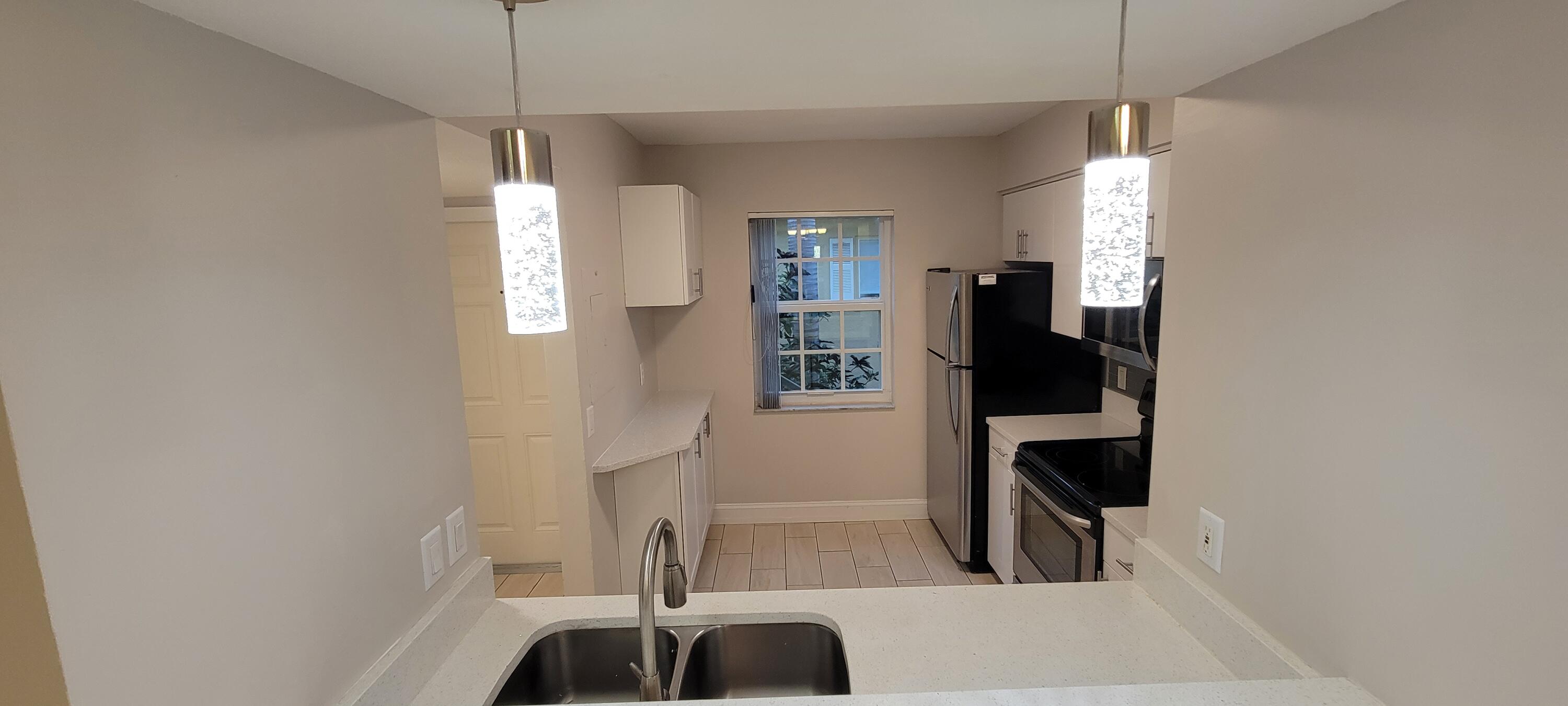 BAY REACH CONDO - Residential