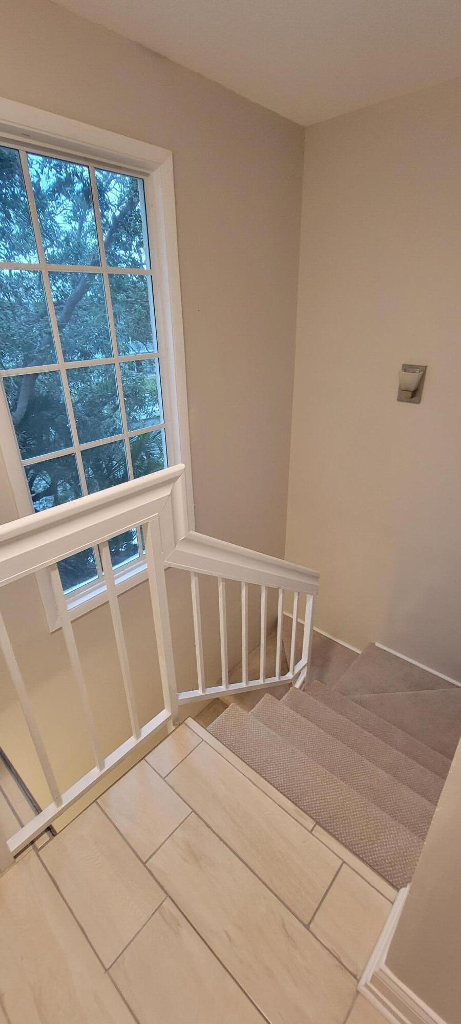 BAY REACH CONDO - Residential