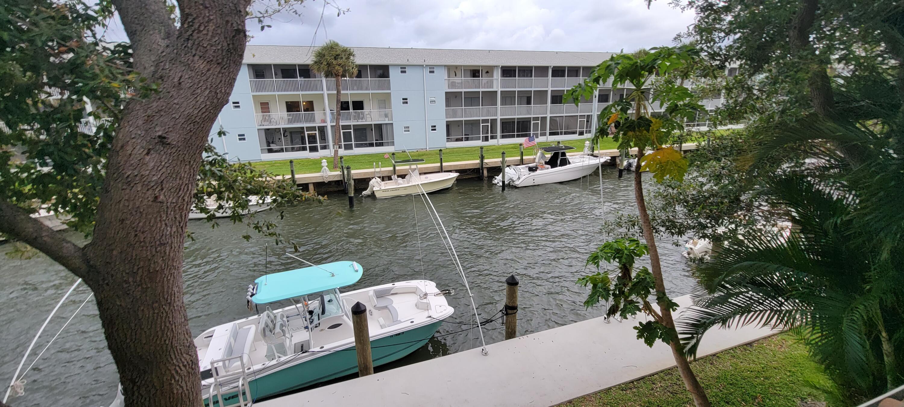 BAY REACH CONDO - Residential