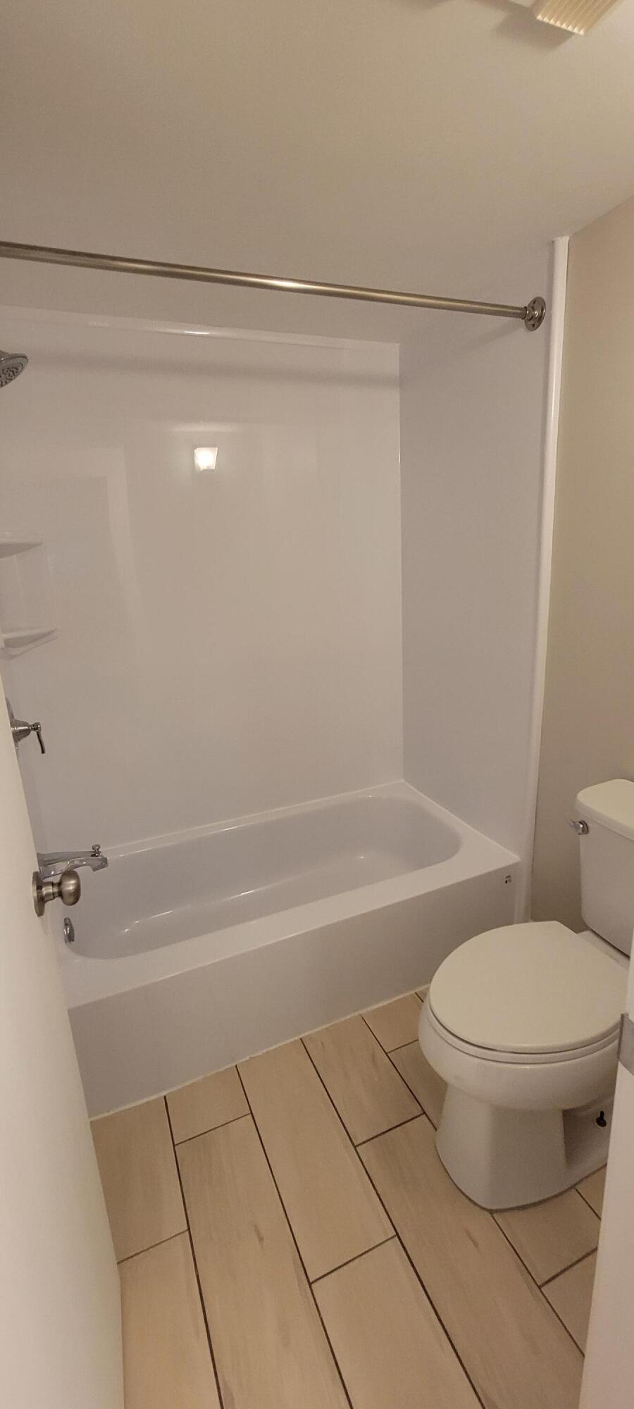 BAY REACH CONDO - Residential